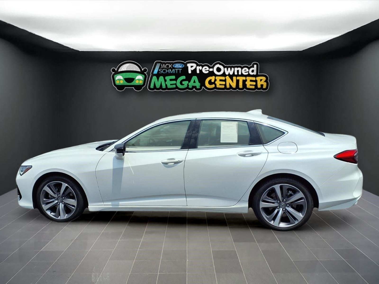 2022 Acura TLX w/Advance Package