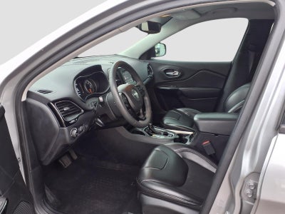 2020 Jeep Cherokee Altitude
