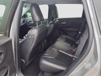2020 Jeep Cherokee Altitude