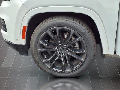 2024 Jeep Grand Wagoneer L Series II