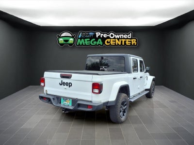 2022 Jeep Gladiator Altitude