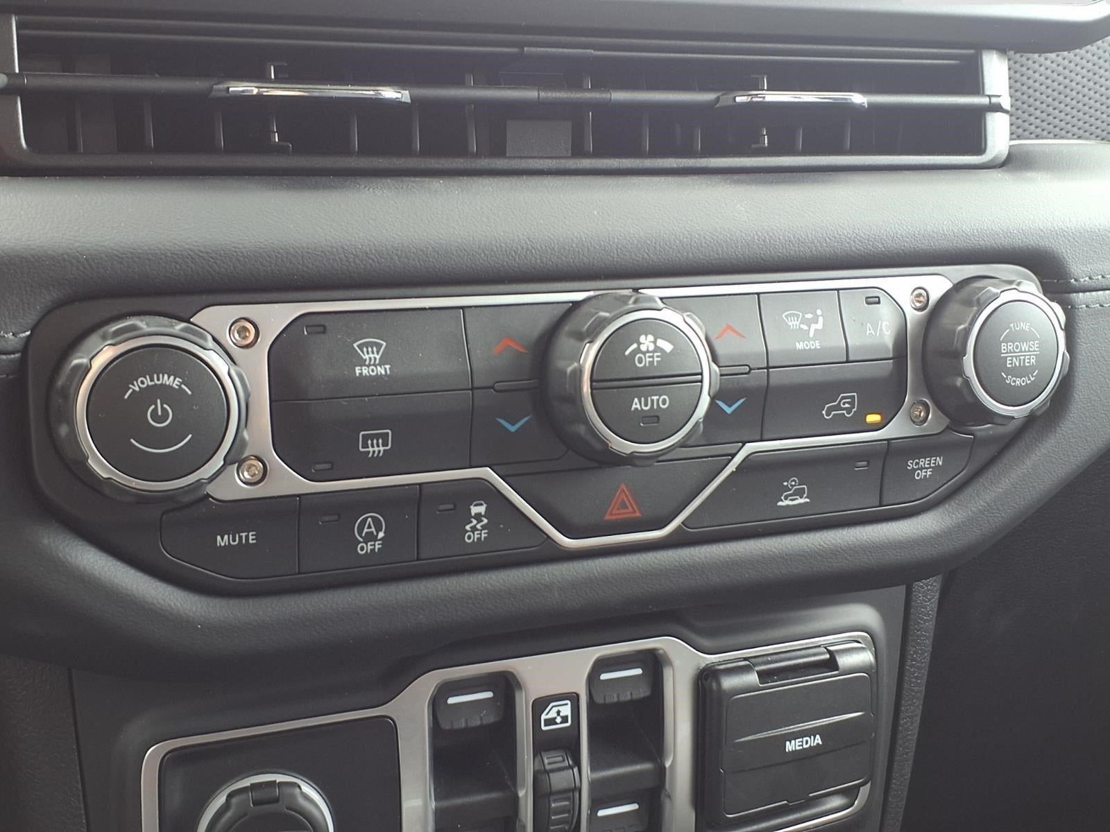 2026 Jeep Gladiator Mojave