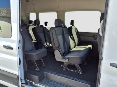 2025 Ford Transit Passenger Wagon XLT