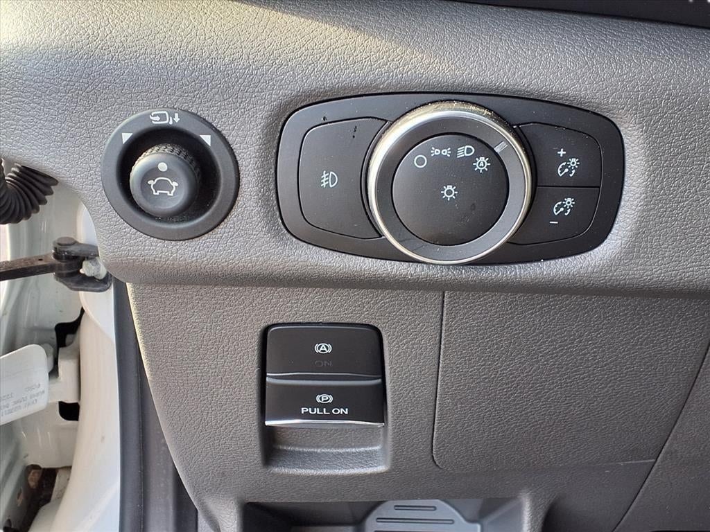 2024 Ford Transit Passenger Wagon XLT