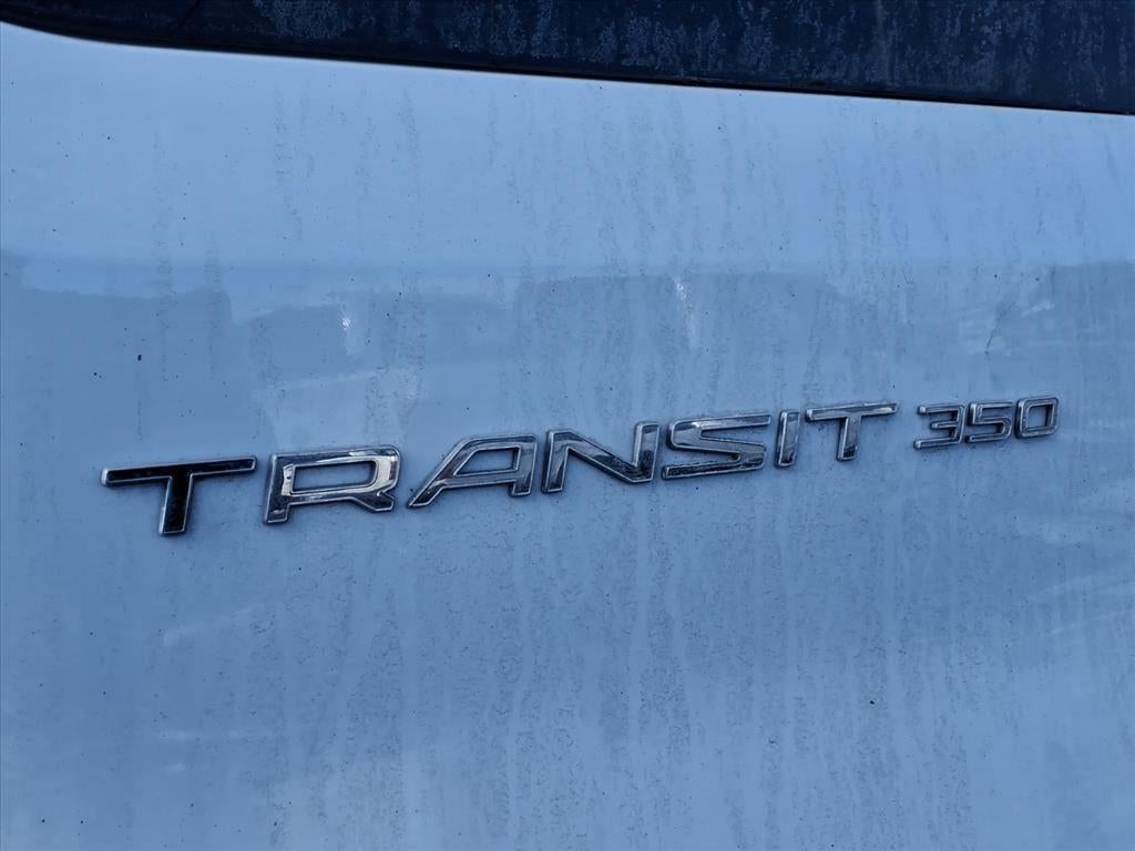 2024 Ford Transit Passenger Wagon XLT