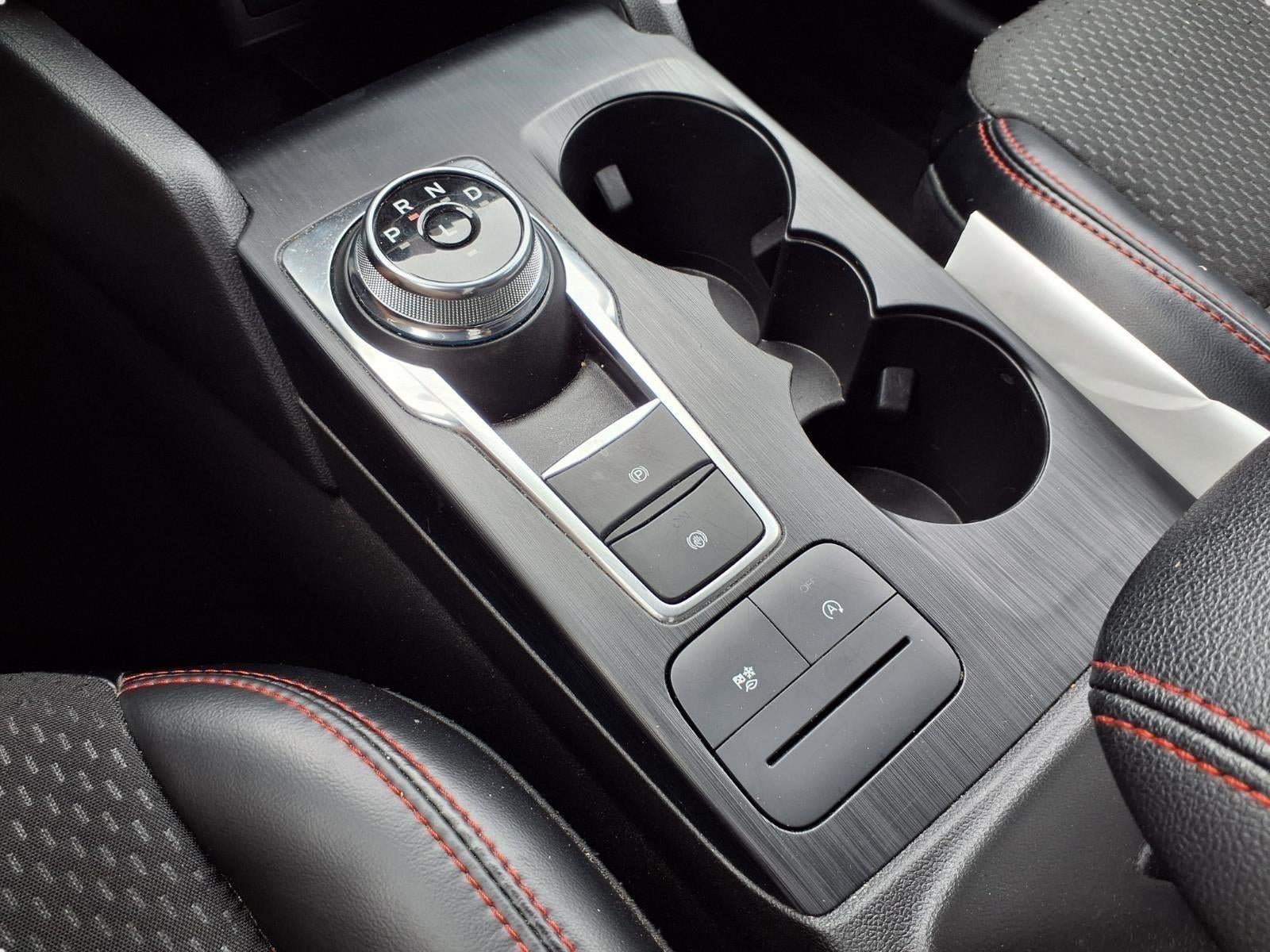 2025 Ford Escape ST-Line Select