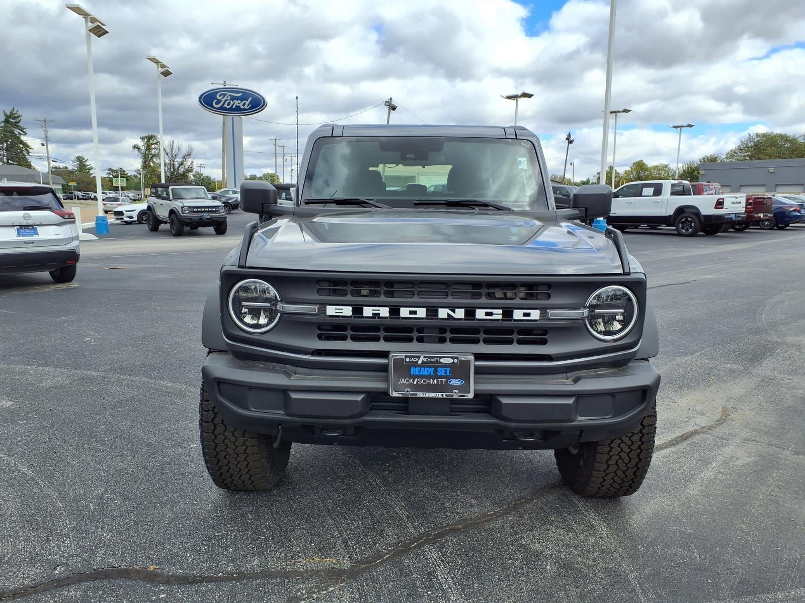 2025 Ford Bronco Base