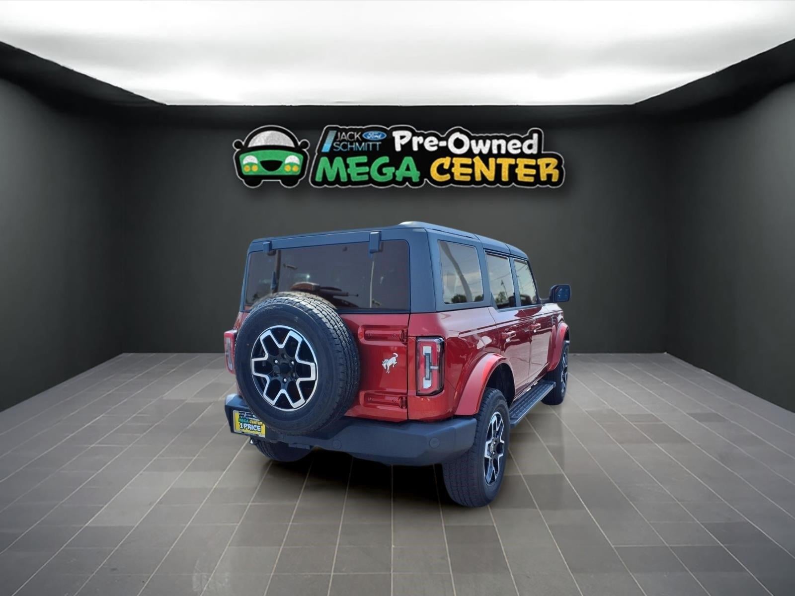 2024 Ford Bronco Outer Banks