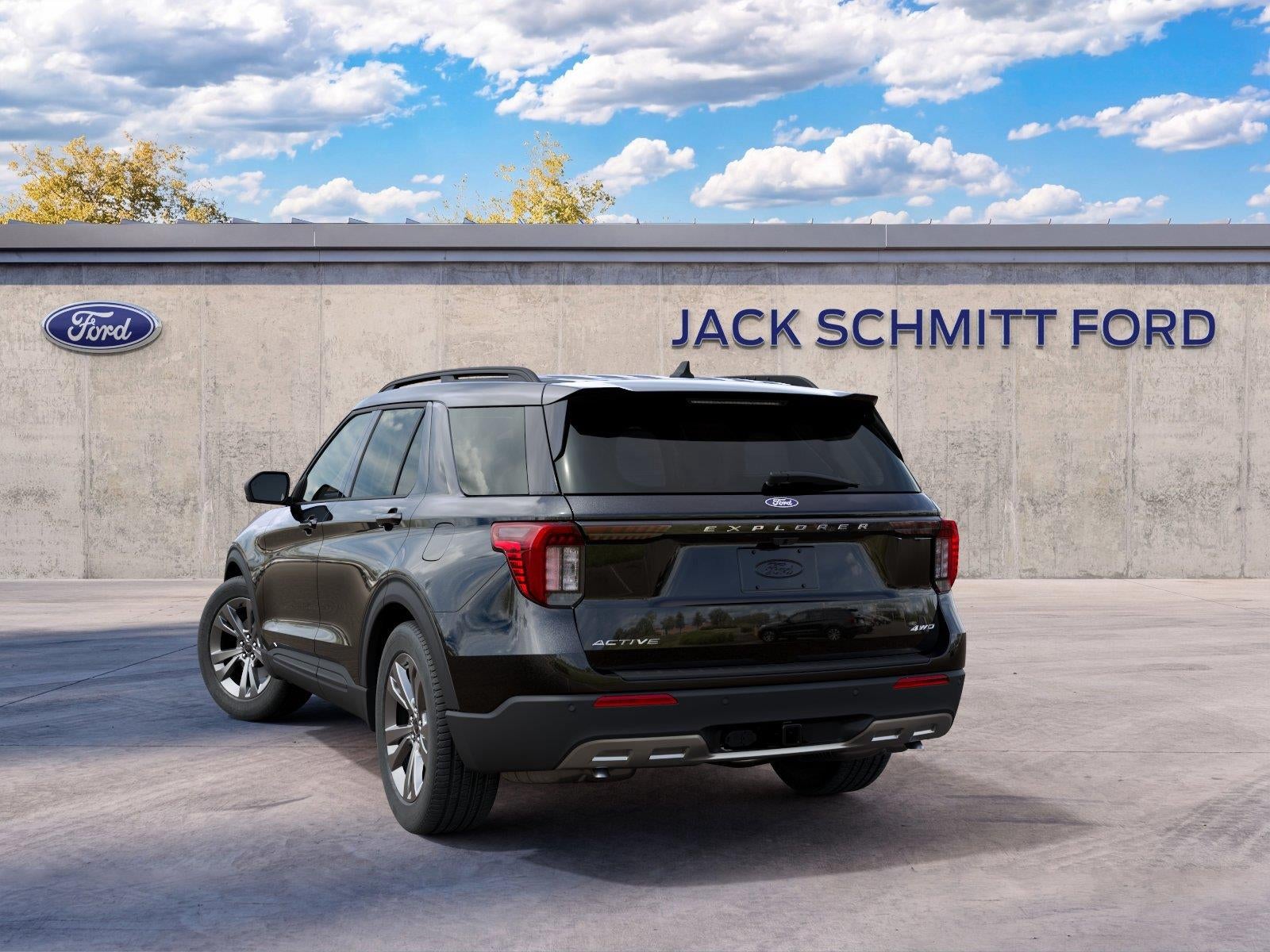 2027 Ford Explorer Active w/200A Pkg