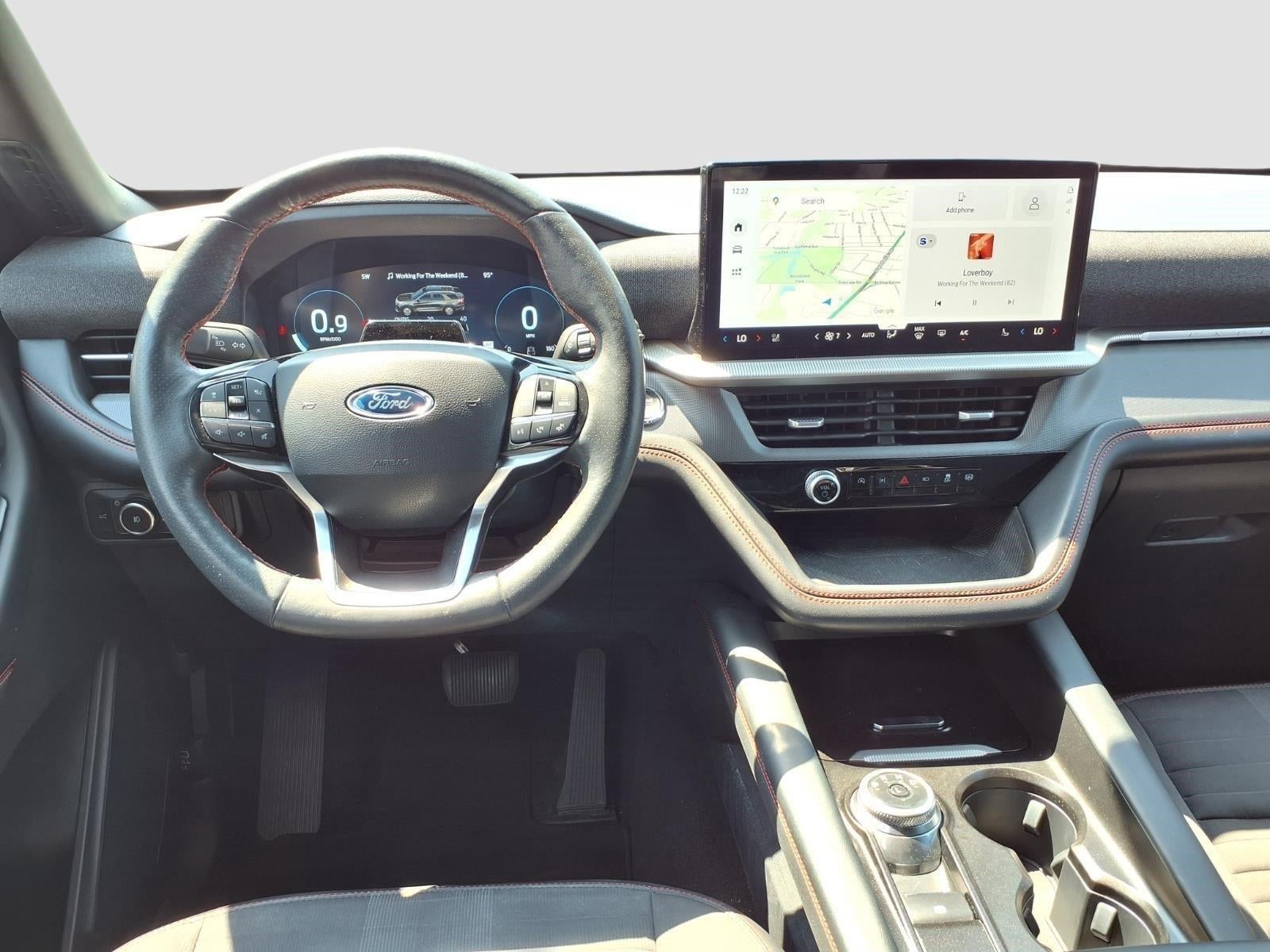 2025 Ford Explorer ST-Line