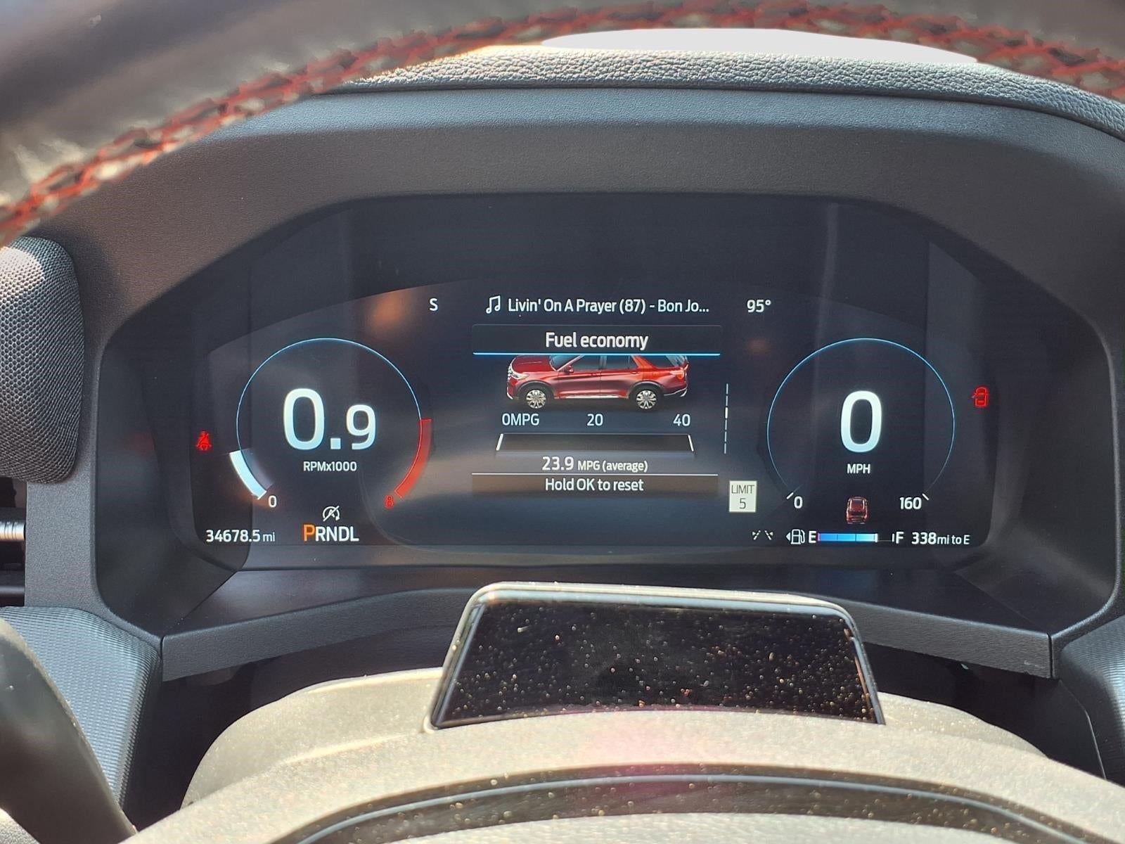 2025 Ford Explorer ST-Line