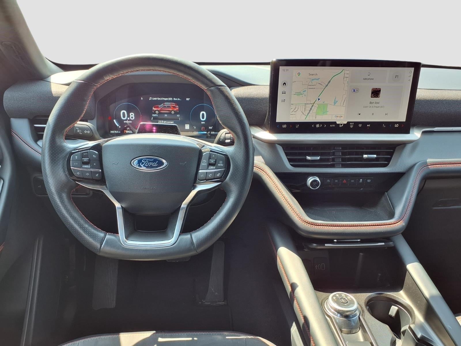 2025 Ford Explorer ST-Line