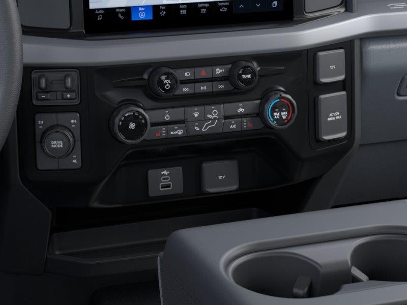 2026 Ford Super Duty F-350 DRW XLT