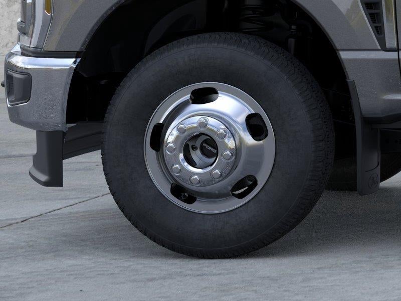 2026 Ford Super Duty F-350 DRW XLT