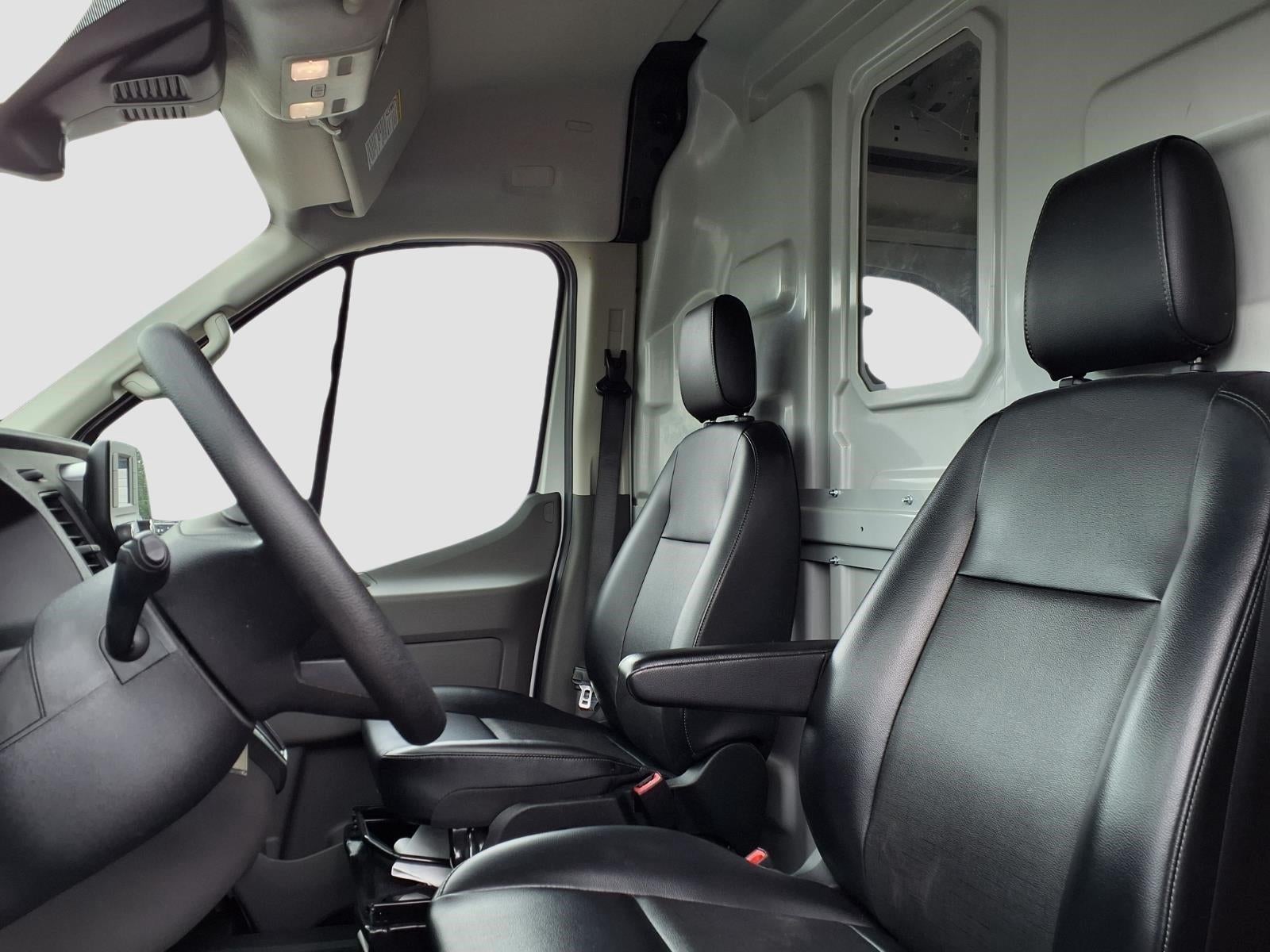 2025 Ford Transit Cargo Van 148 WB Medium Roof Cargo