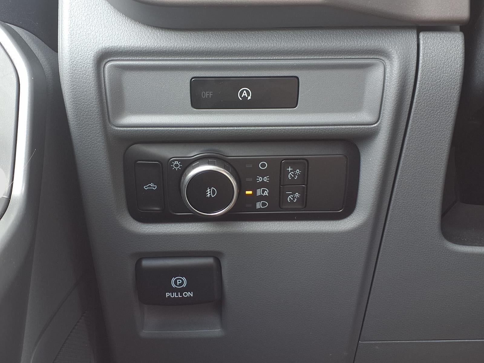 2025 Ford F150 PICKUP XLT