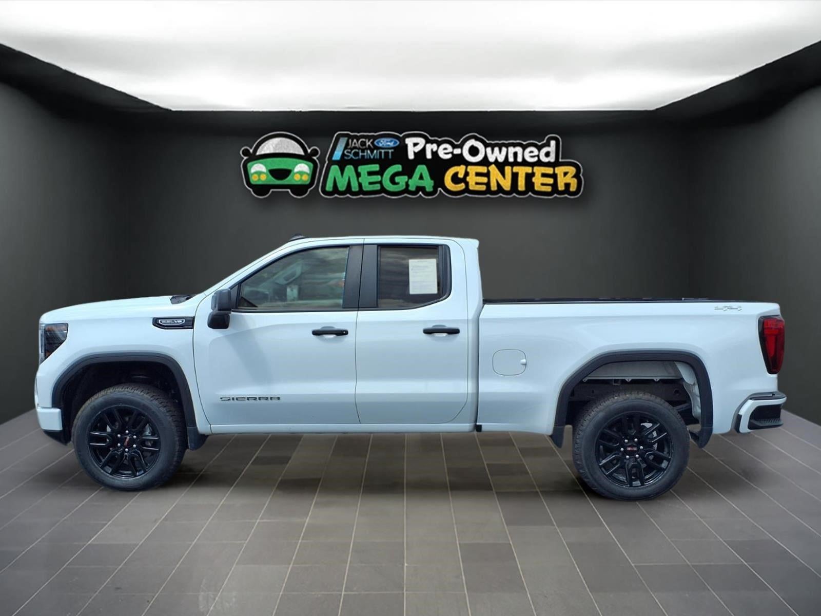 2023 GMC Sierra 1500 Pro