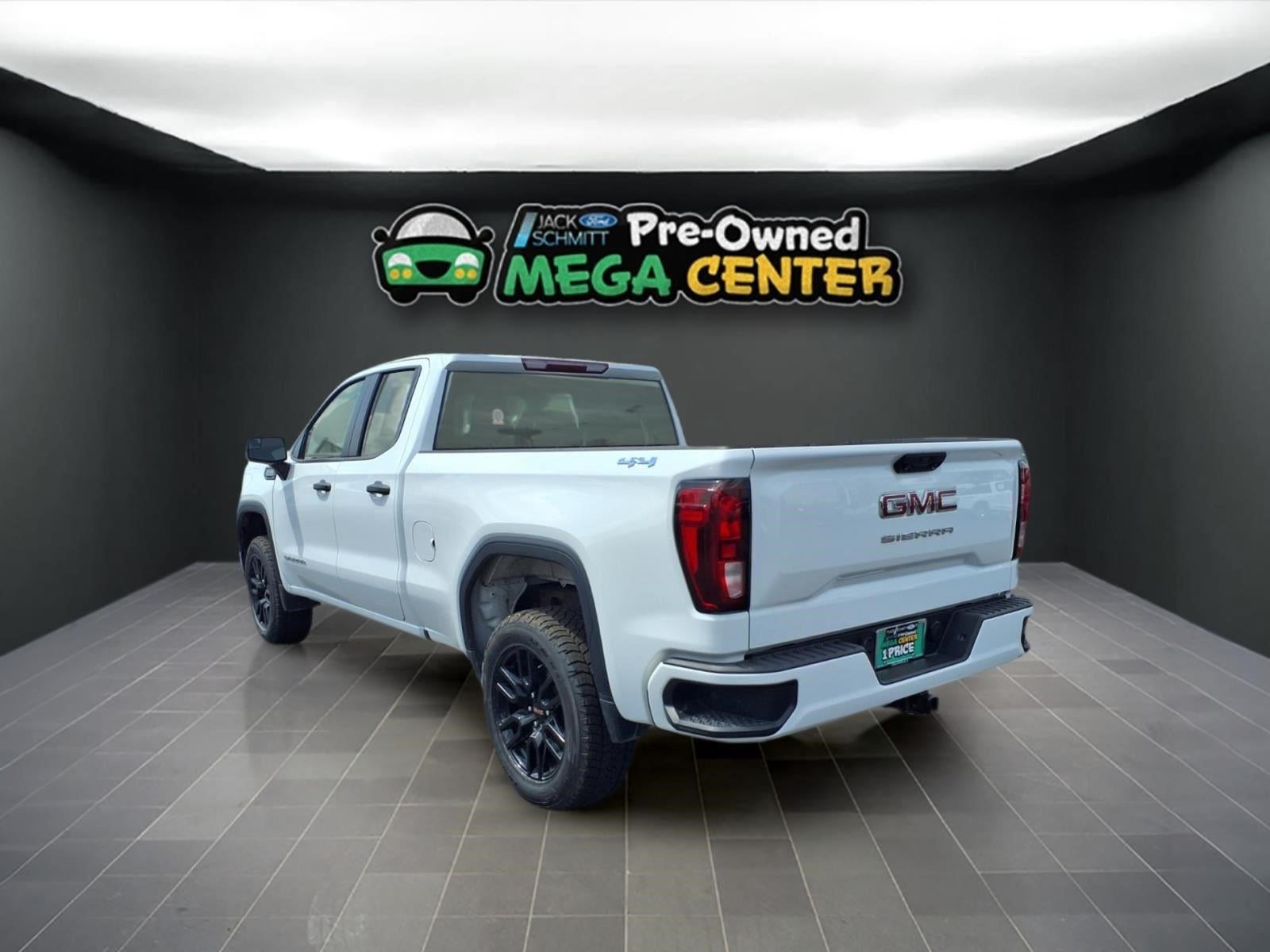 2023 GMC Sierra 1500 Pro
