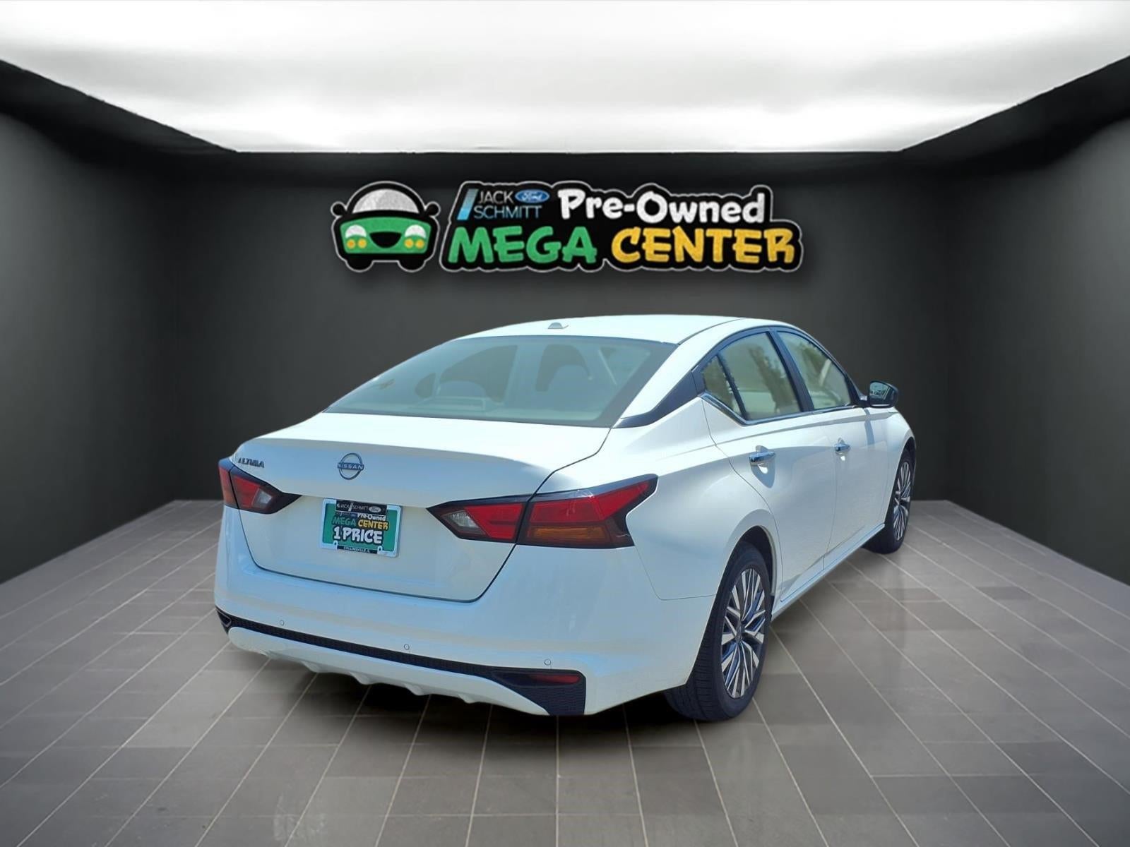 2025 Nissan Altima SV - Photo 23