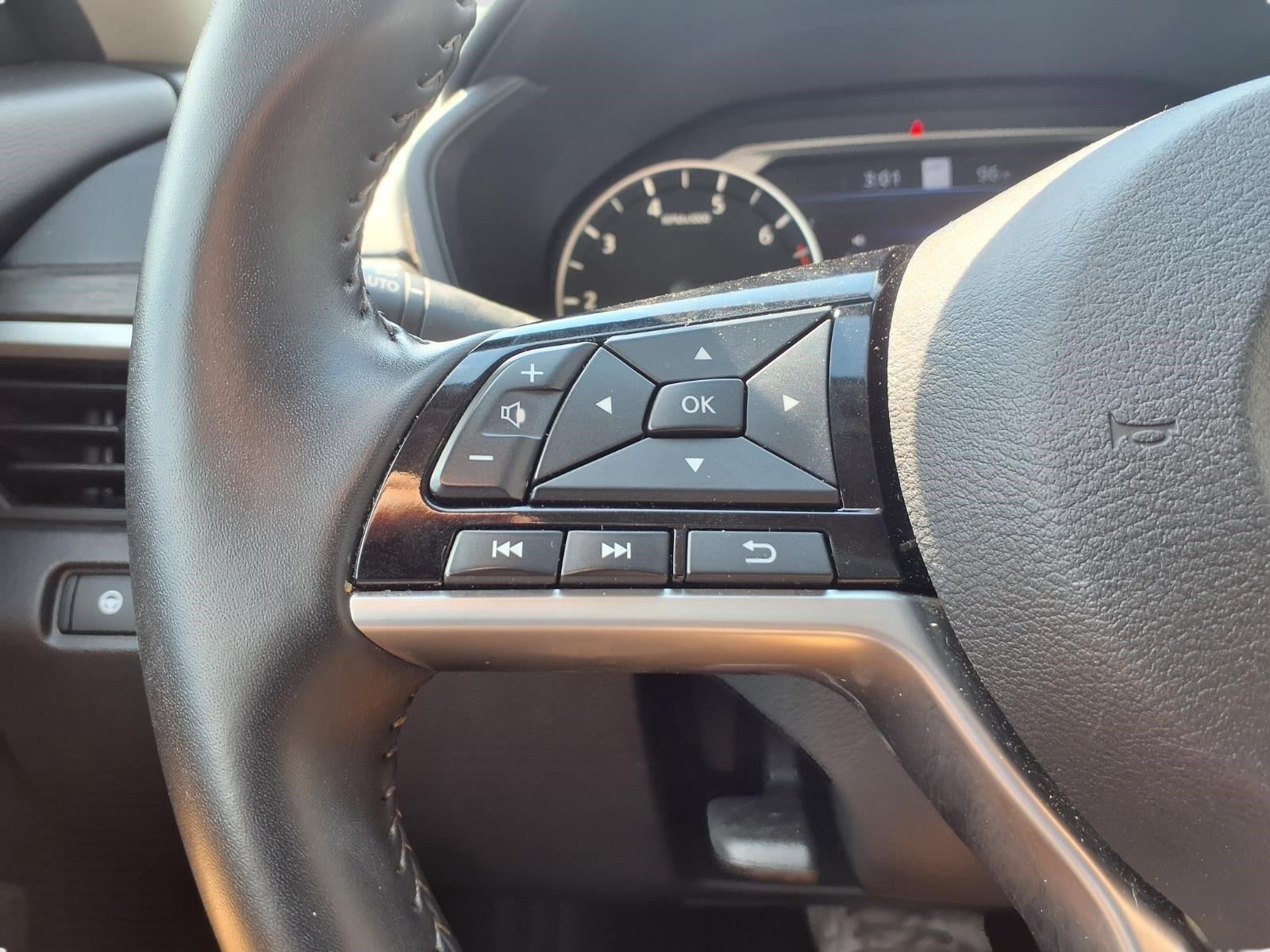 2025 Nissan Altima SV