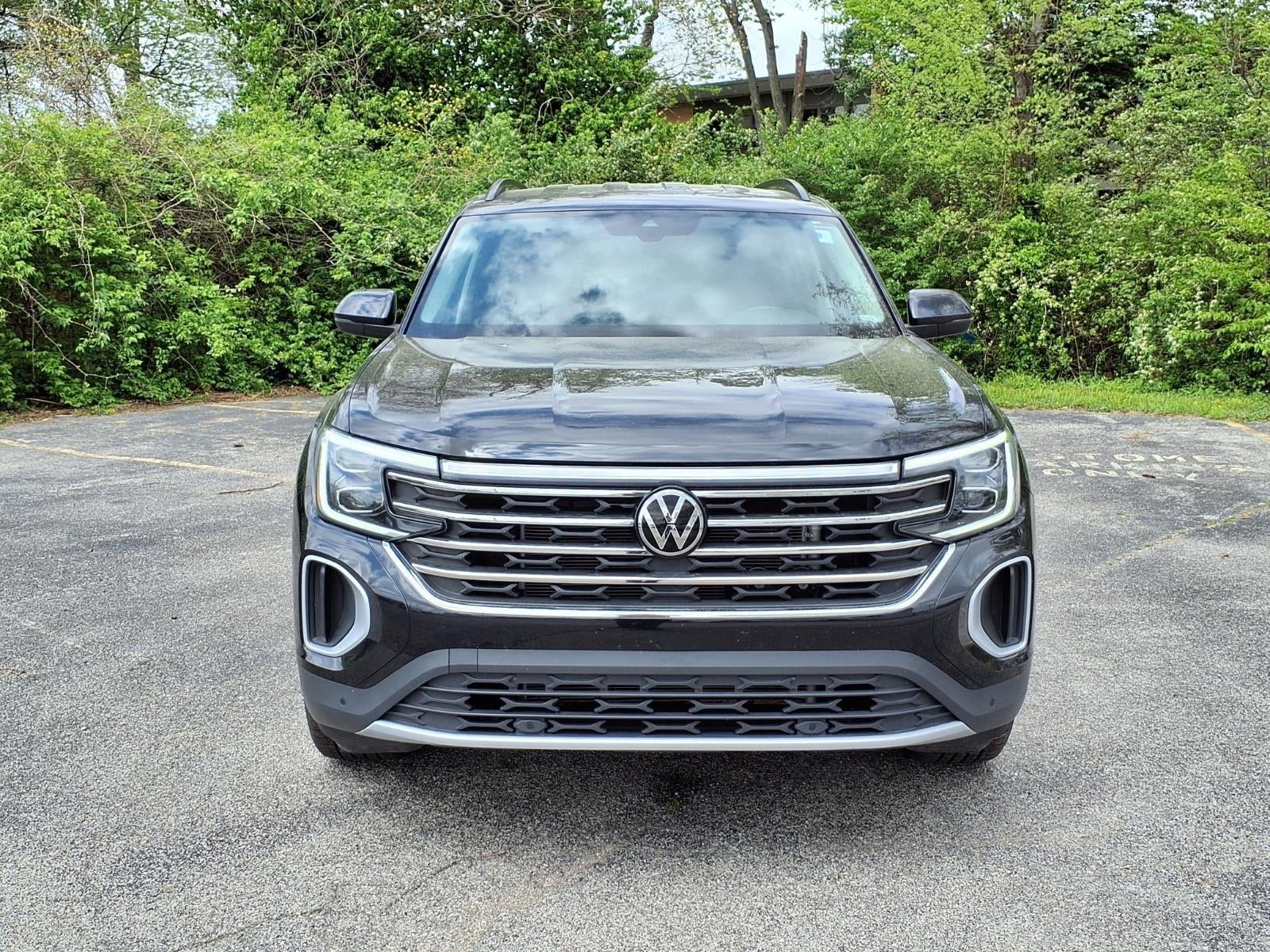 2025 Volkswagen Atlas 2.0T SE w/Technology