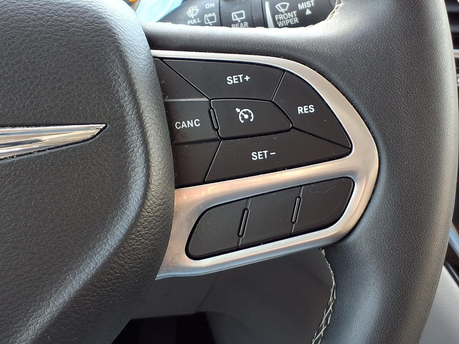 2024 Chrysler Voyager LX