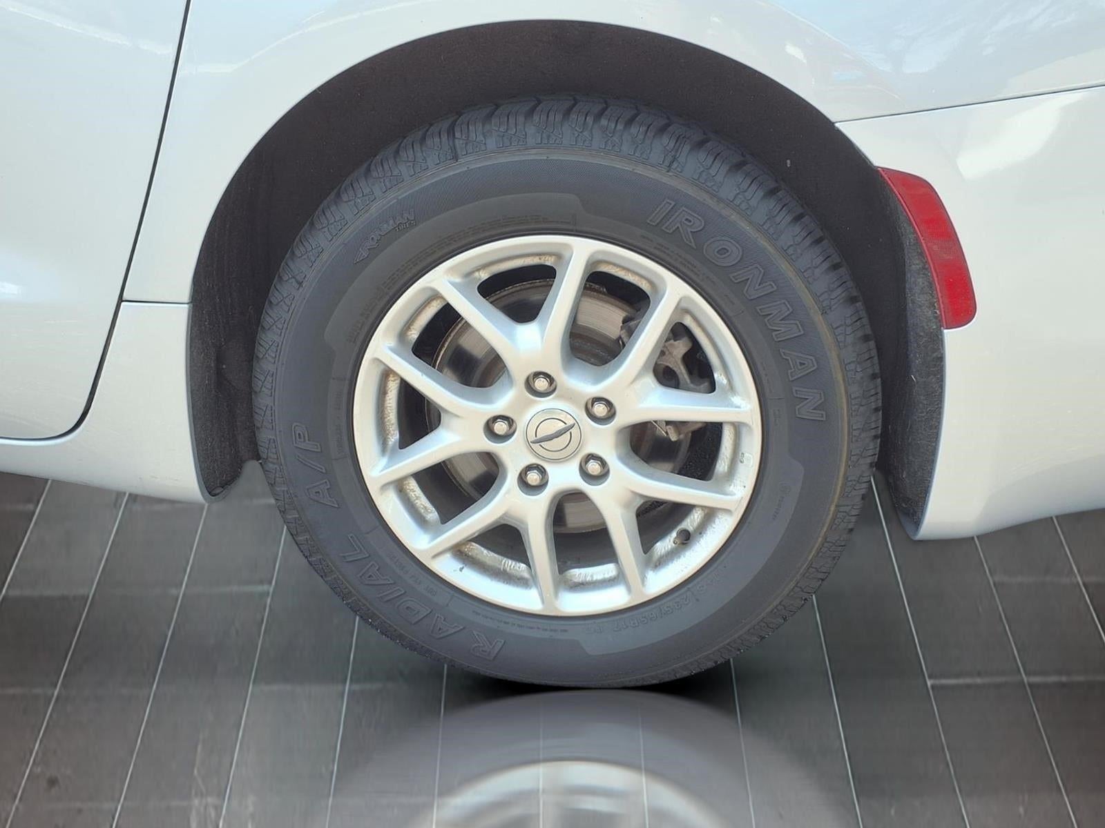 2024 Chrysler Voyager LX