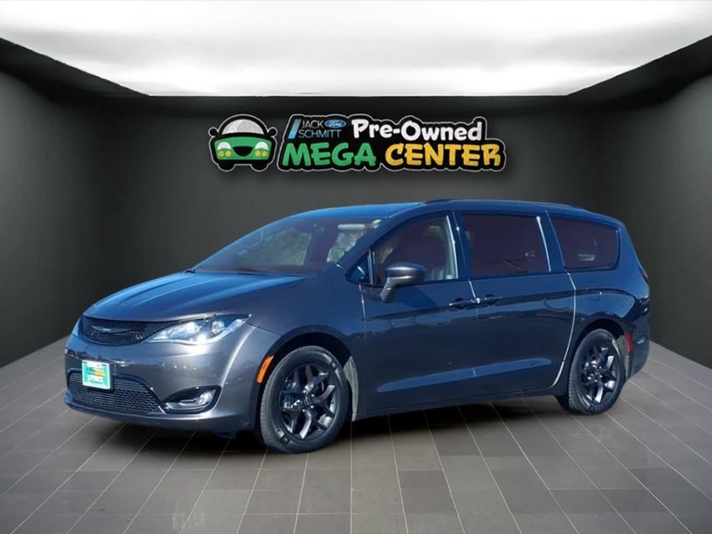 2020 Chrysler Pacifica Touring L Plus