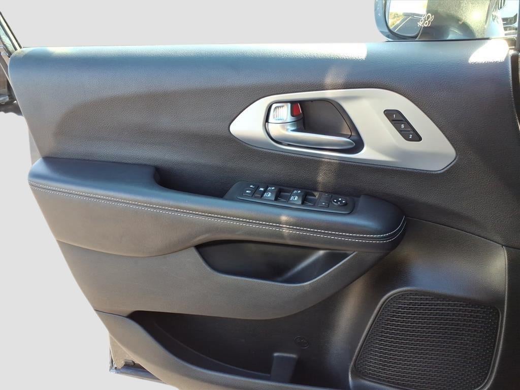 2020 Chrysler Pacifica Touring L Plus