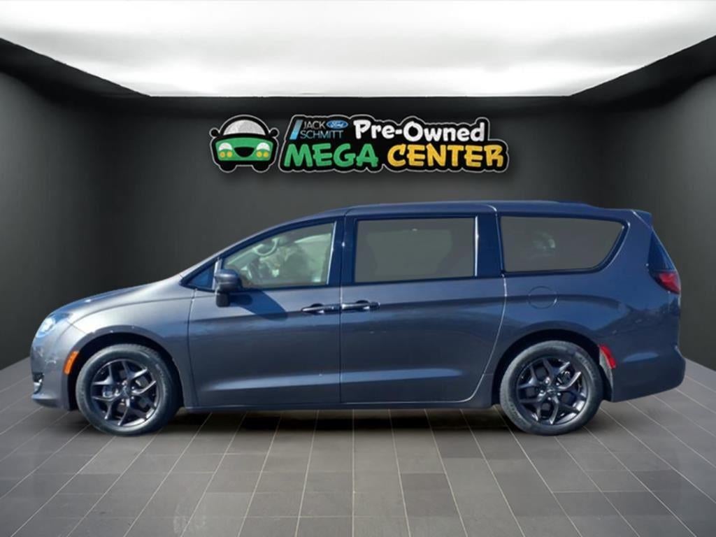 2020 Chrysler Pacifica Touring L Plus