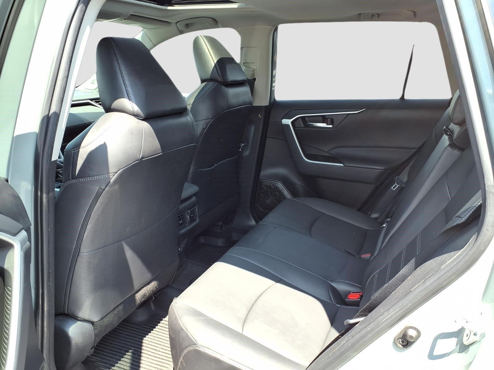 2022 Toyota RAV4 XLE Premium - Photo 18