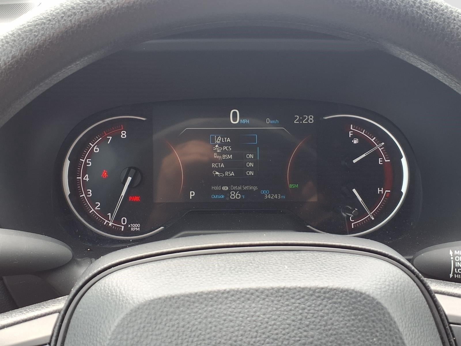 2025 Toyota Rav4 XLE
