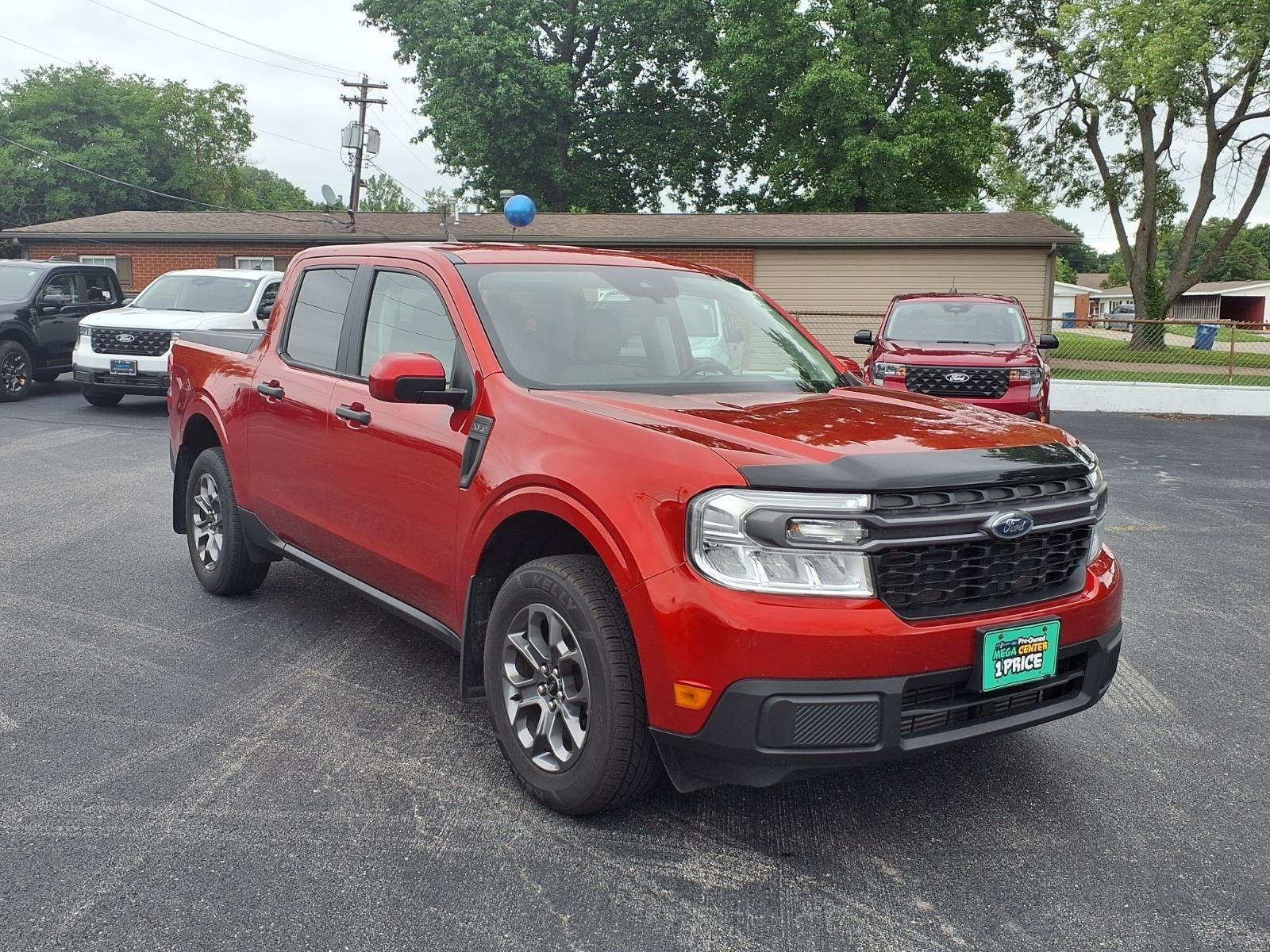 2023 Ford MAVERICK Base