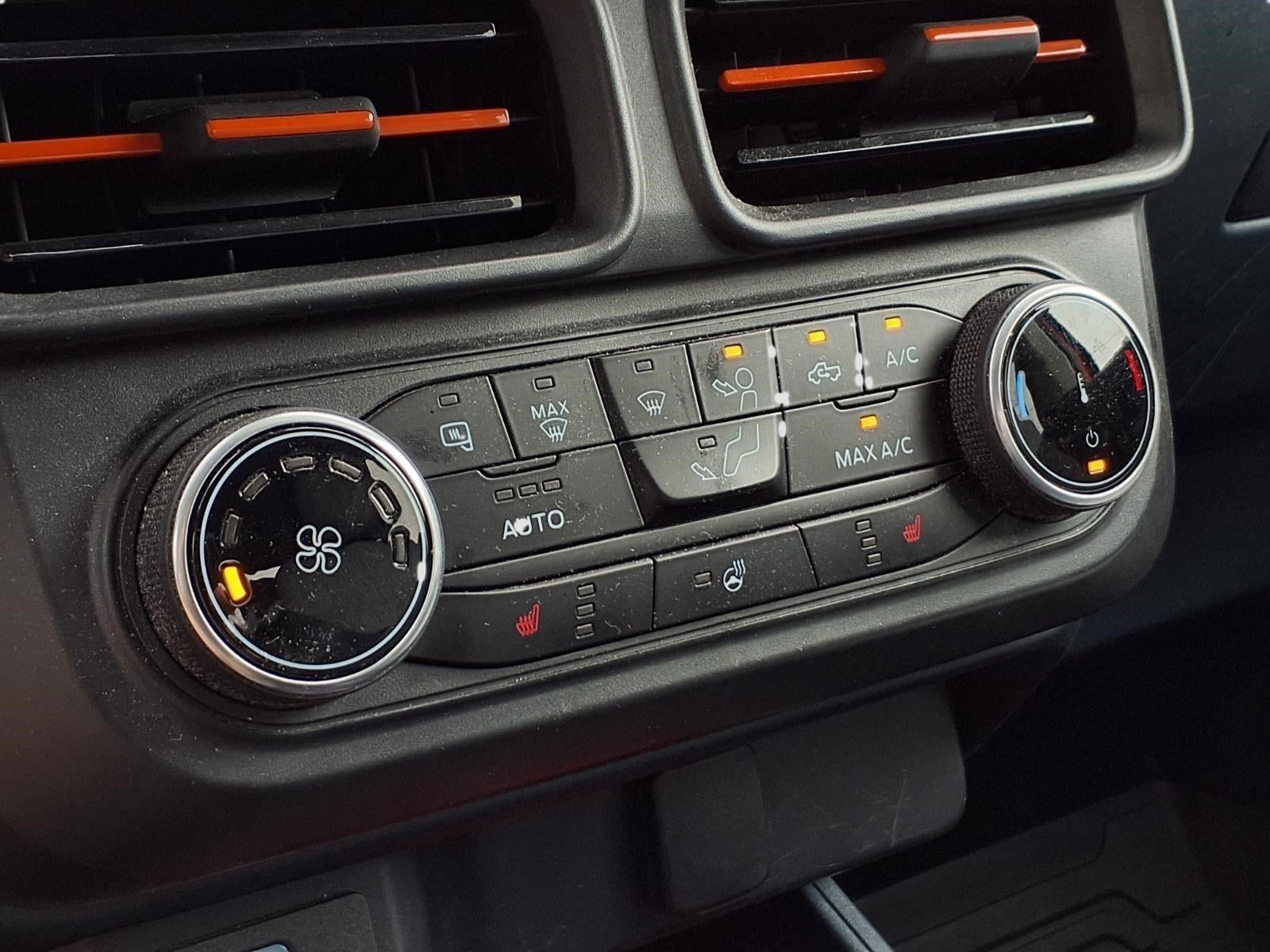 2023 Ford MAVERICK Base