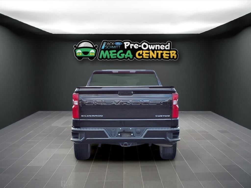 2021 Chevrolet Silverado 1500 Custom