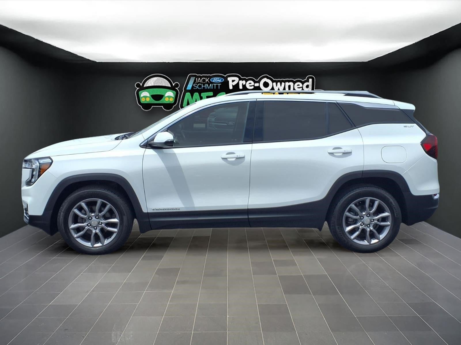 2024 GMC Terrain SLT