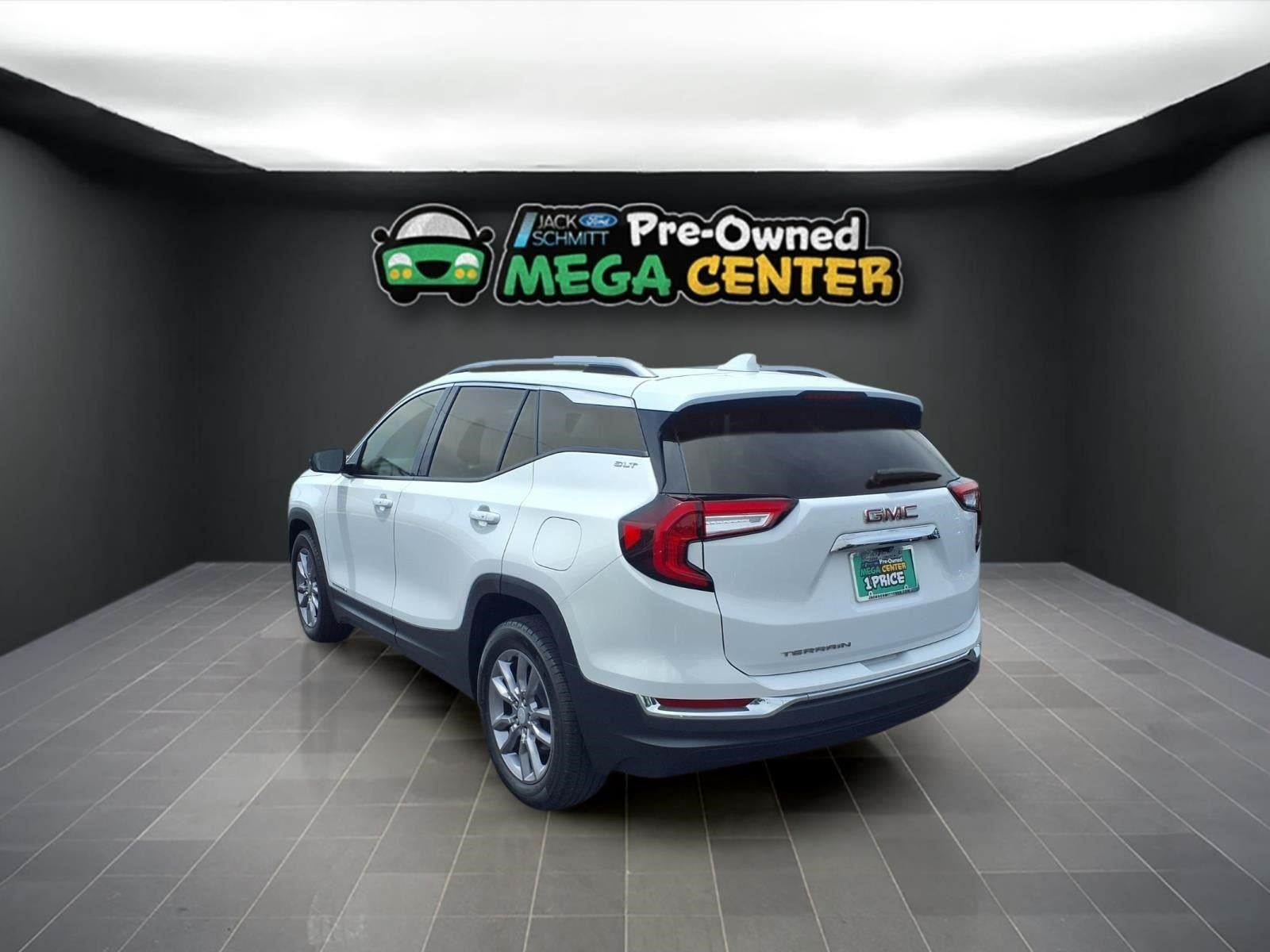 2024 GMC Terrain SLT