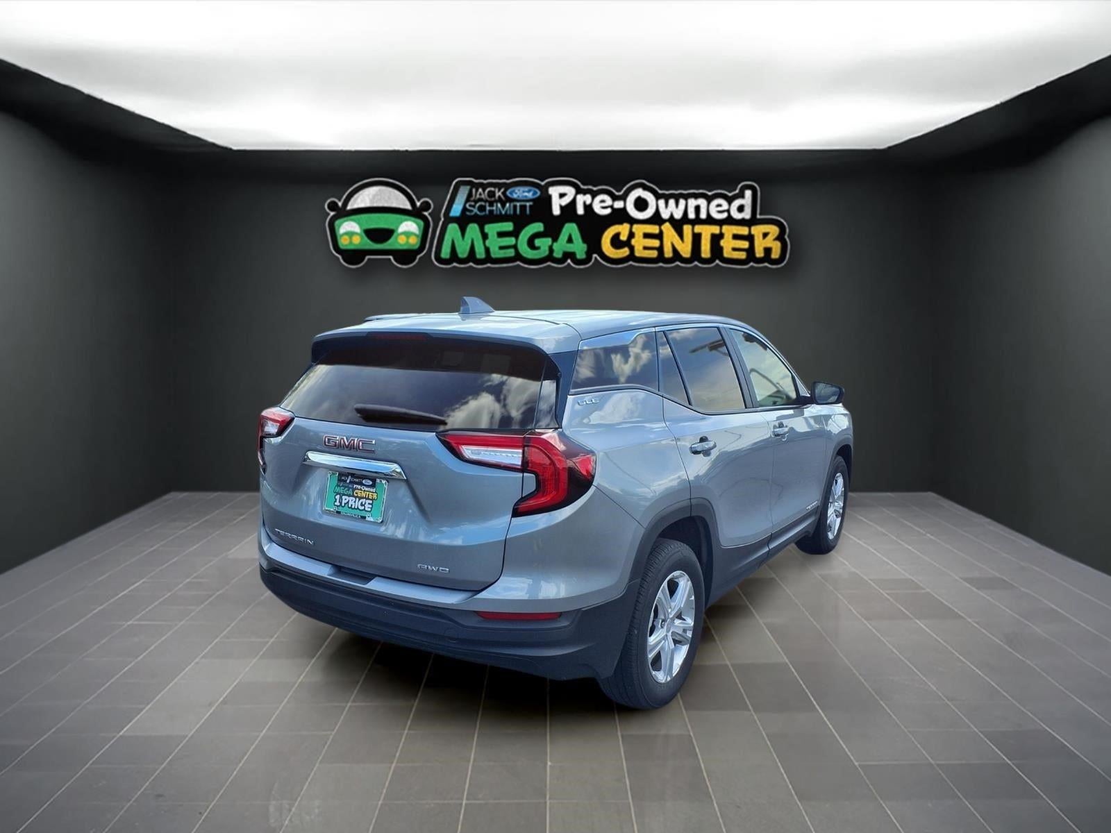 2024 GMC Terrain SLE