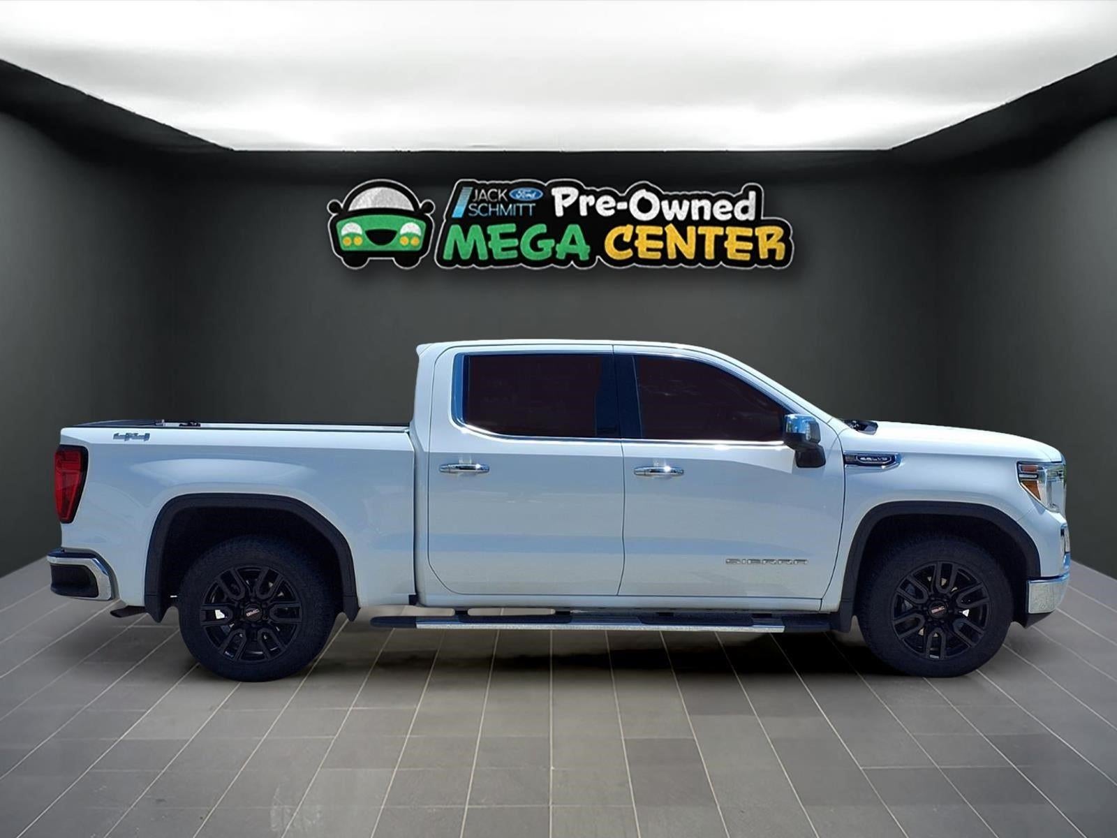 2021 GMC Sierra 1500 SLT