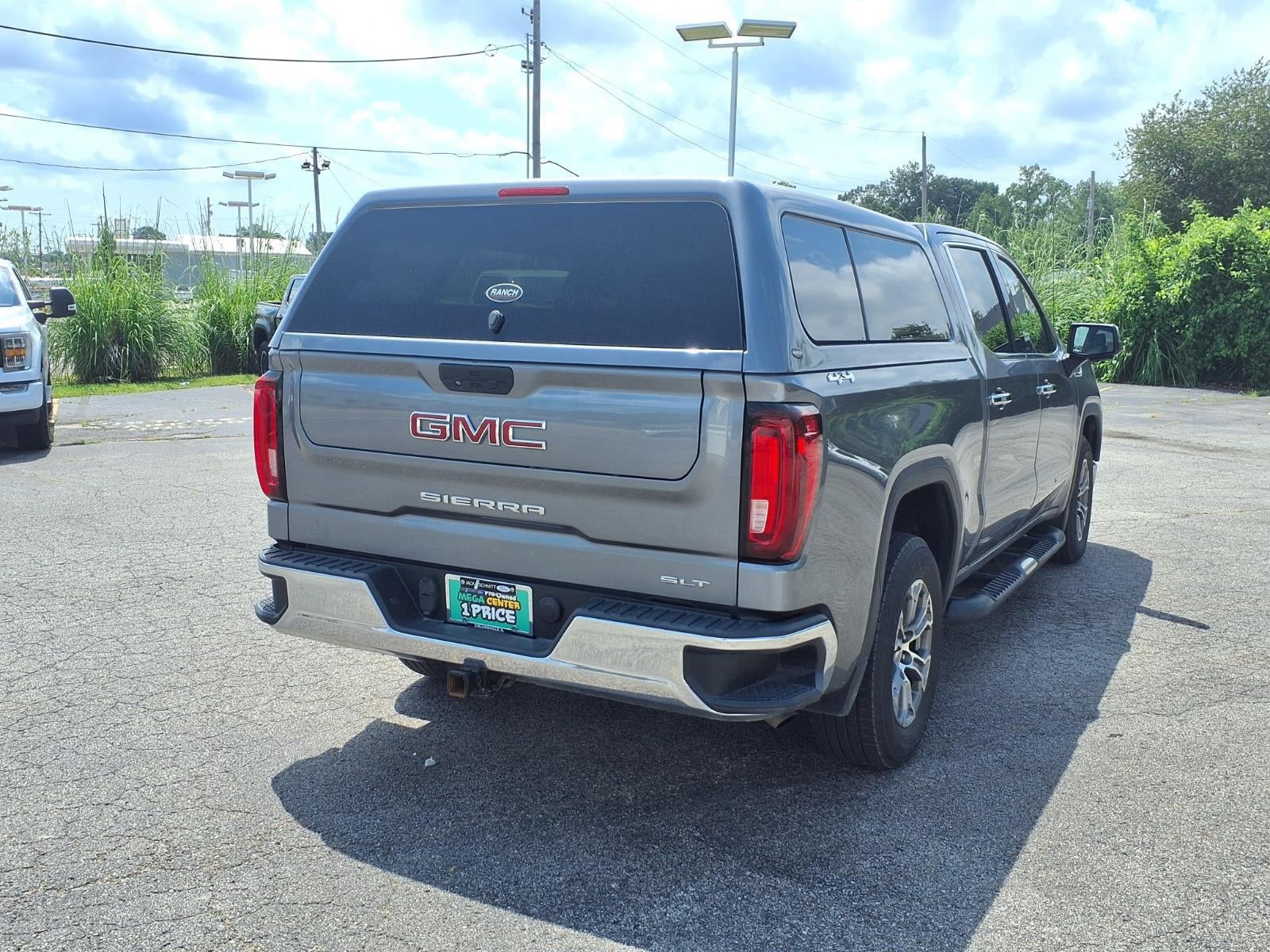 2021 GMC Sierra 1500 SLT