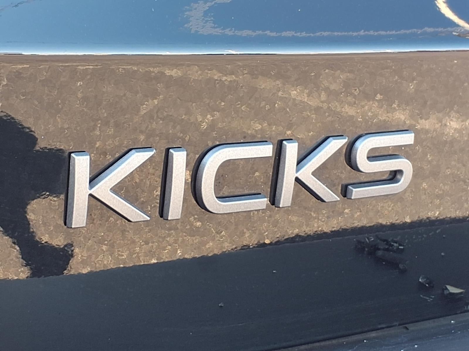 2025 Nissan Kicks SV