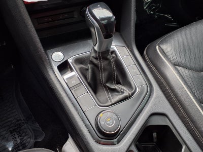 2022 Volkswagen Tiguan SEL R-Line