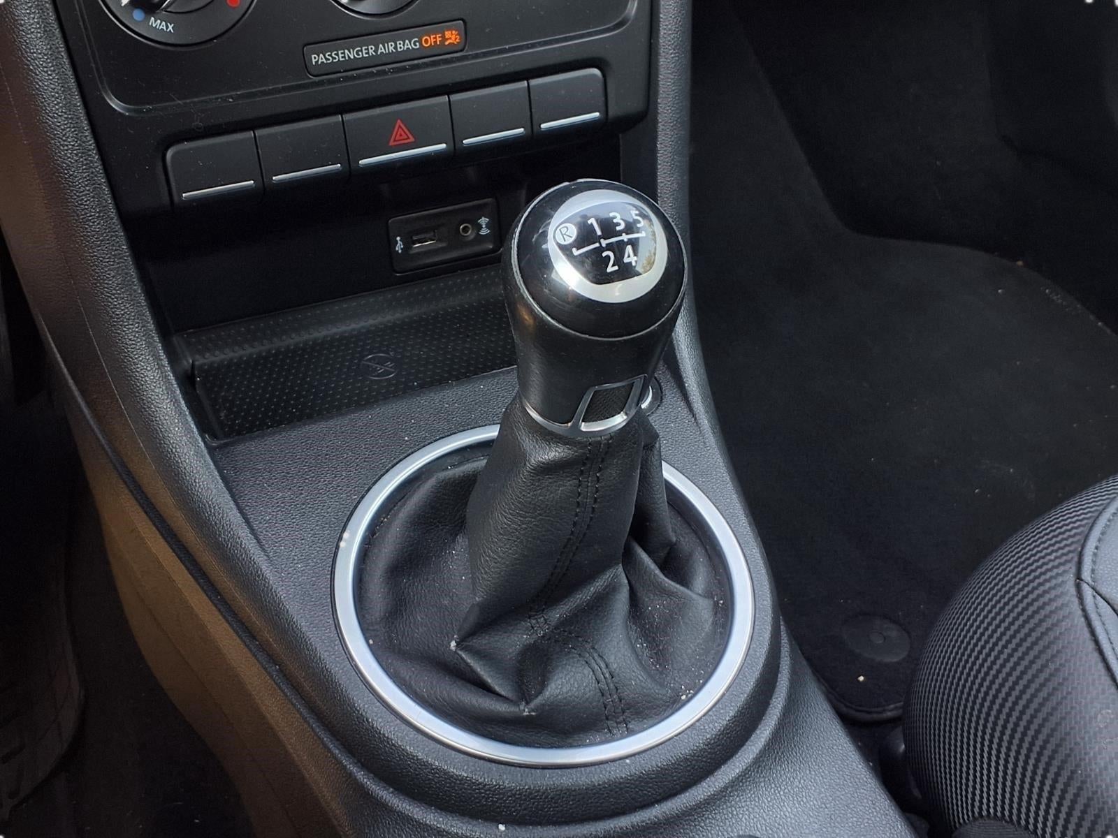 2016 Volkswagen Beetle 1.8T SE