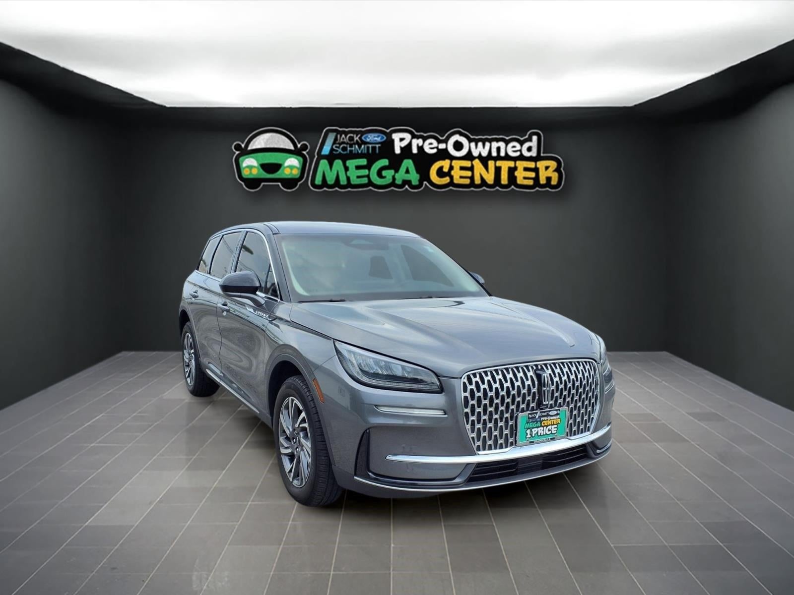 2023 Lincoln Corsair Standard