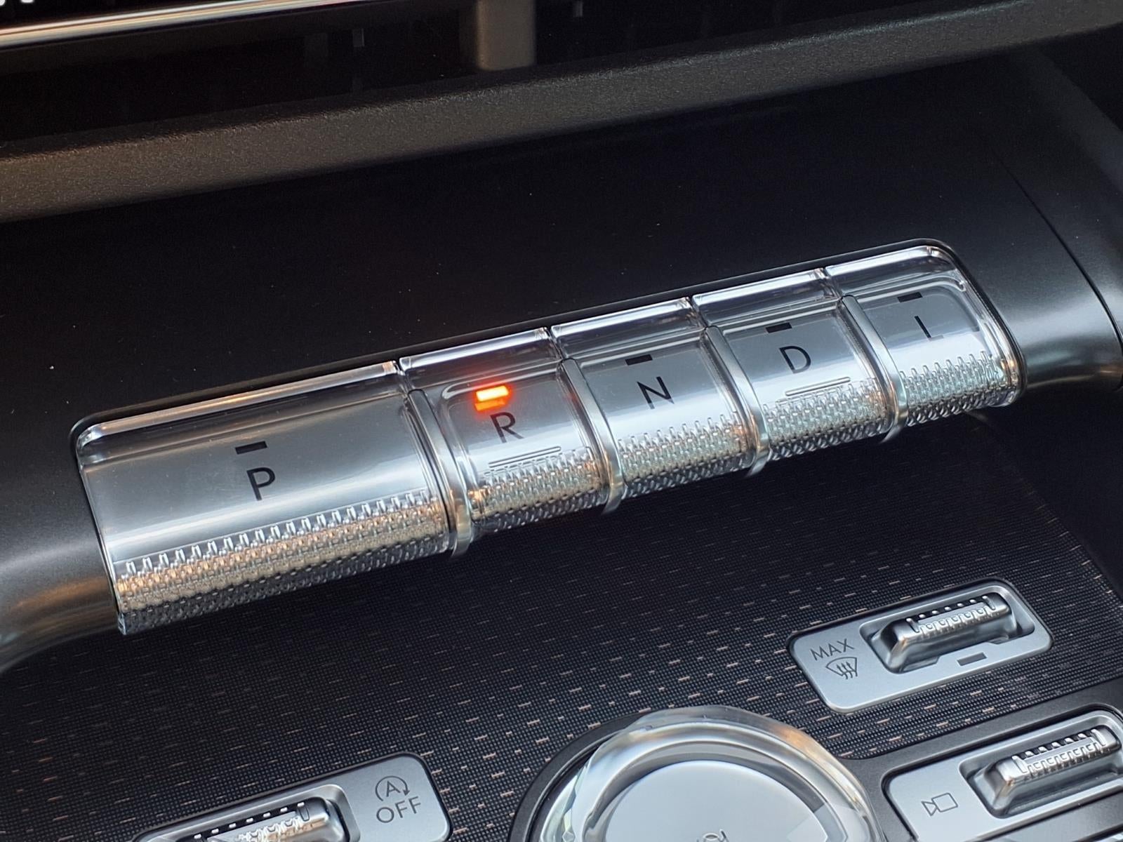 2025 Lincoln Nautilus Reserve