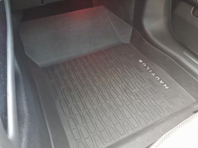 2025 Lincoln Nautilus Reserve