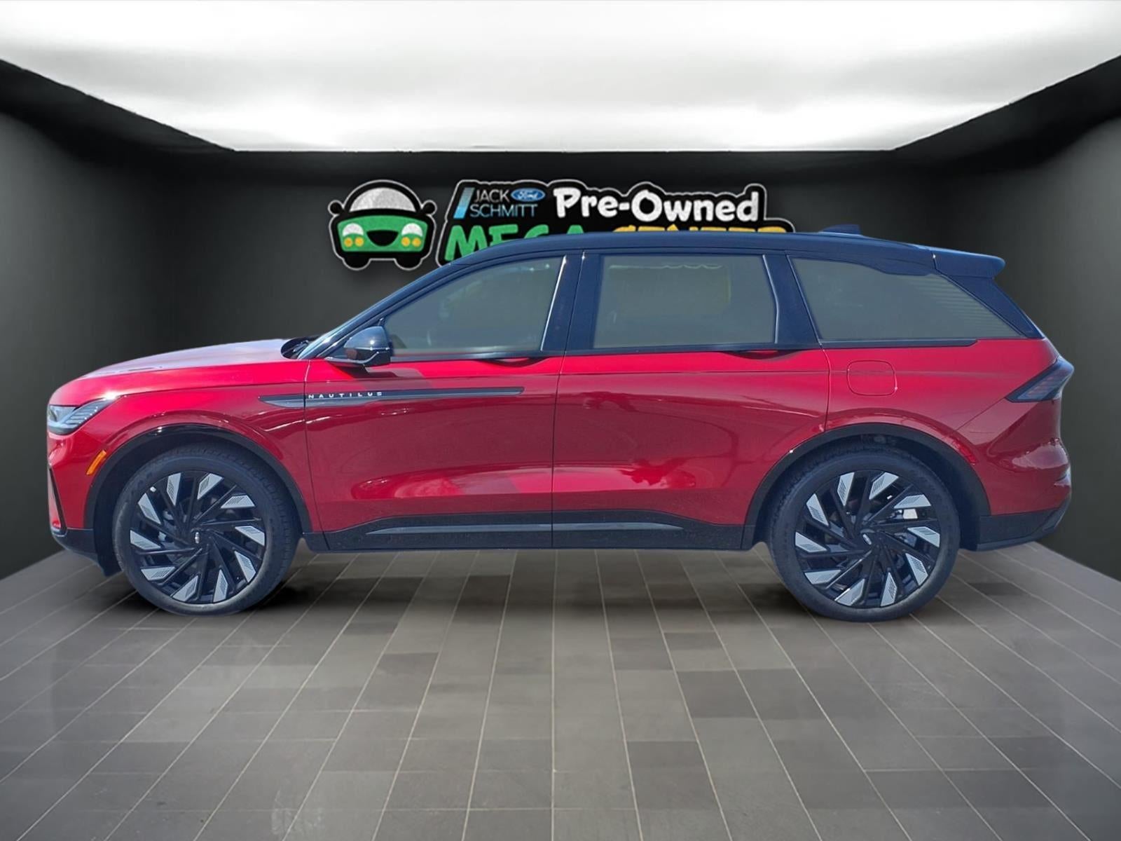 2025 Lincoln Nautilus Reserve