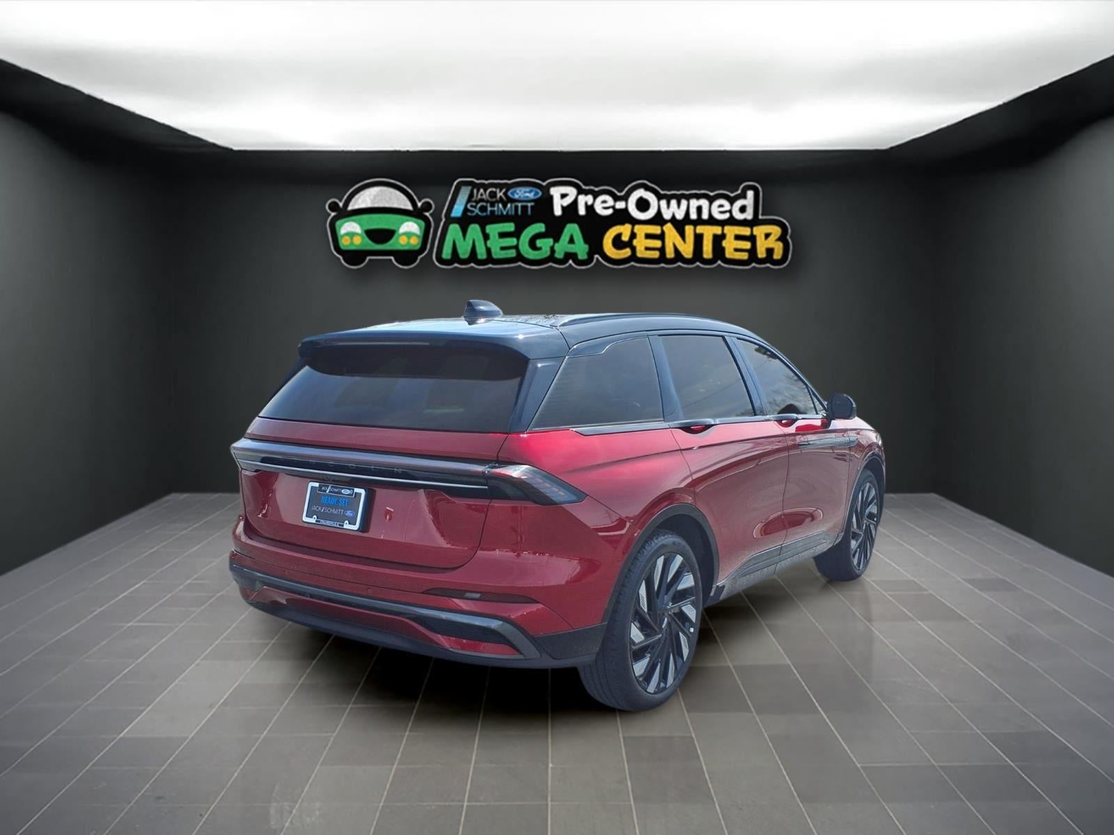 2025 Lincoln Nautilus Reserve