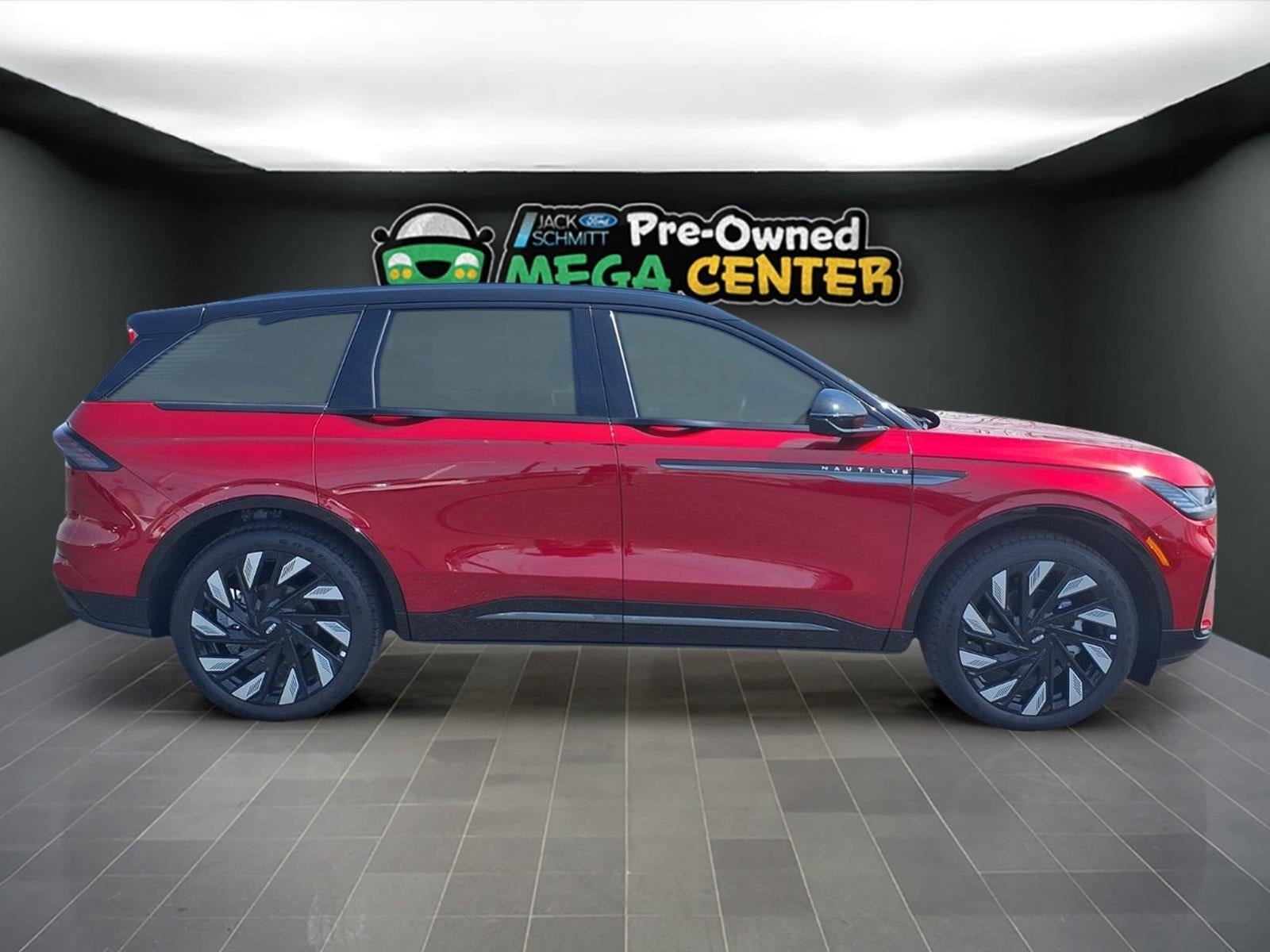 2025 Lincoln Nautilus Reserve