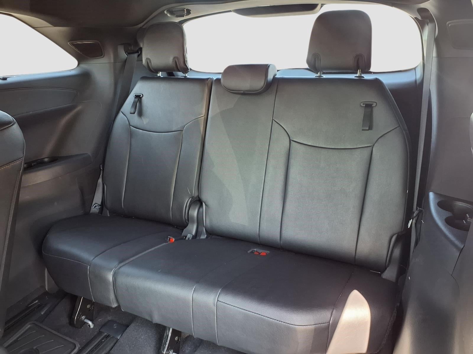 2025 Toyota Sienna Platinum